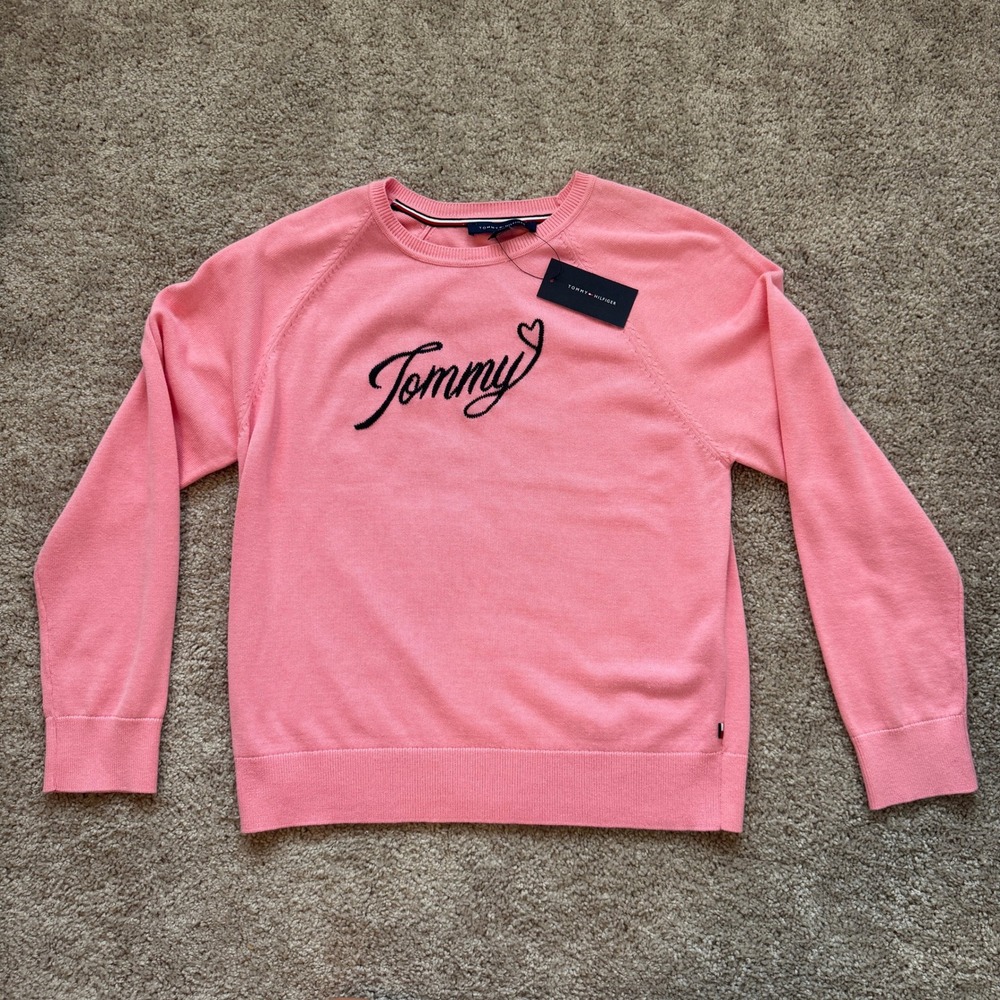 Tommy Hilfiger Womens Pink Script Heart Logo Crewneck Sweater Preppy NWT Size M